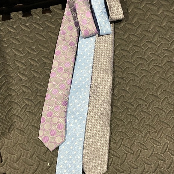 Zeke - Picture 2 of 10